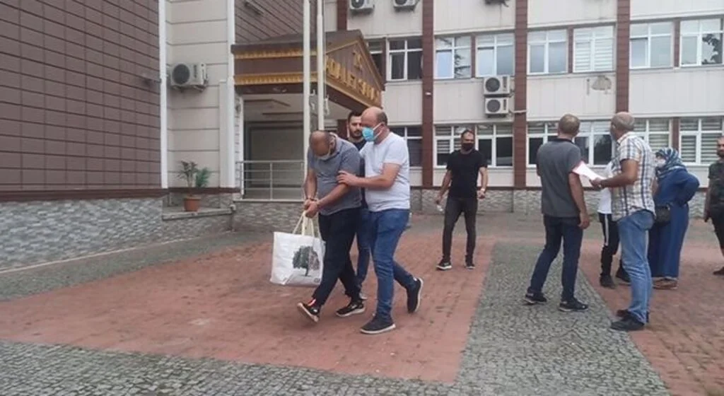 Uyuşturucu operasyonunda 2 tutuklama, 3 adli kontrol