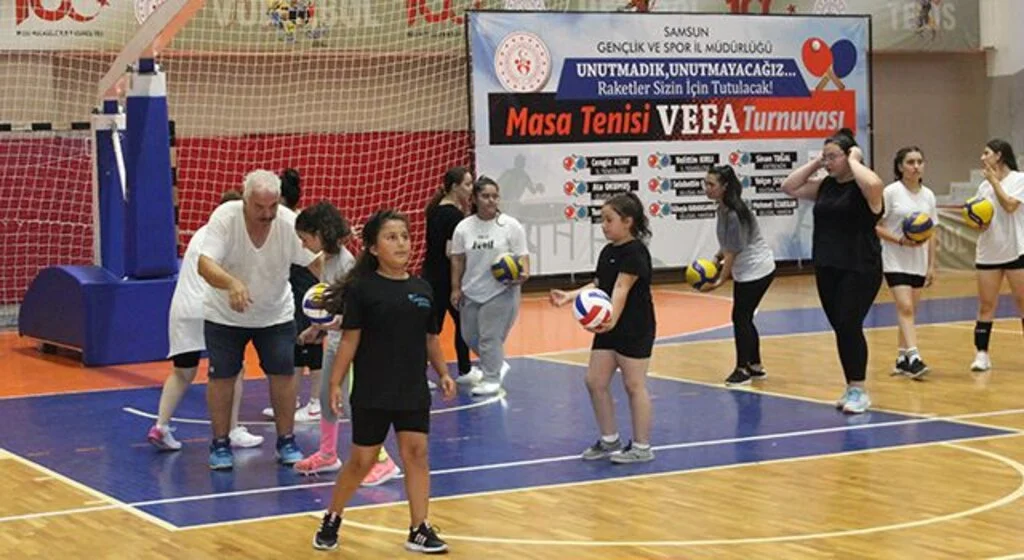 Yetenekli Voleybolcular Yetişiyor
