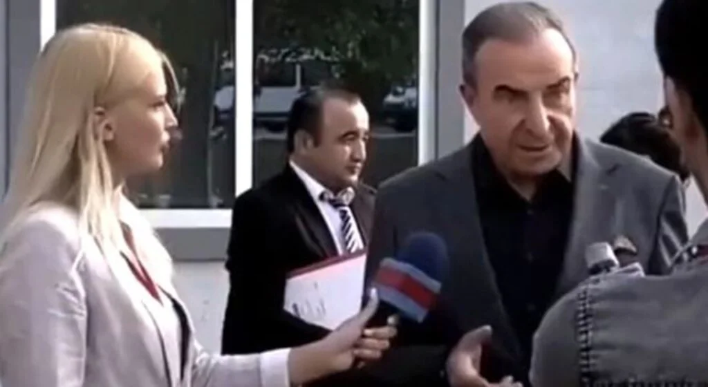 Arka Sokaklar dizisinden tepki çeken aşı sahnesi! Sosyal medya çalkalanıyor