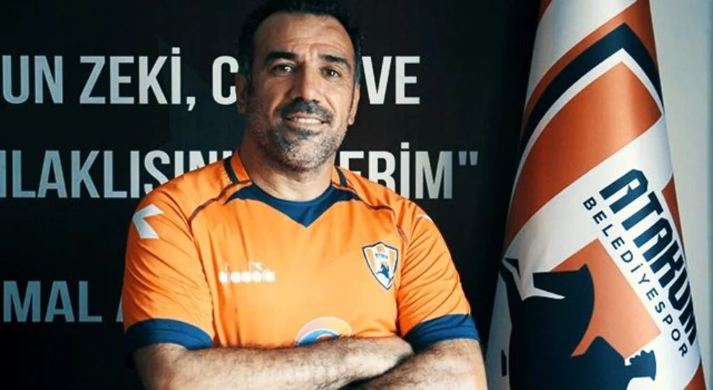 Atakum Belediyespor Kulübü Altyapı antrenörlerinden Hakan Niş Görevden Ayrıldı