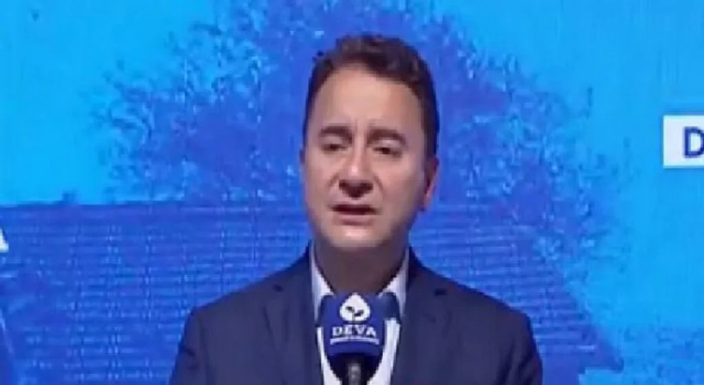 Babacan’dan Erdoğan’a:  “Vaktiyle meşhur bir laf vardı ‘Hayaldi gerçek oldu’. Doğru ama şimdi ‘gerçekti hayal oldu’”