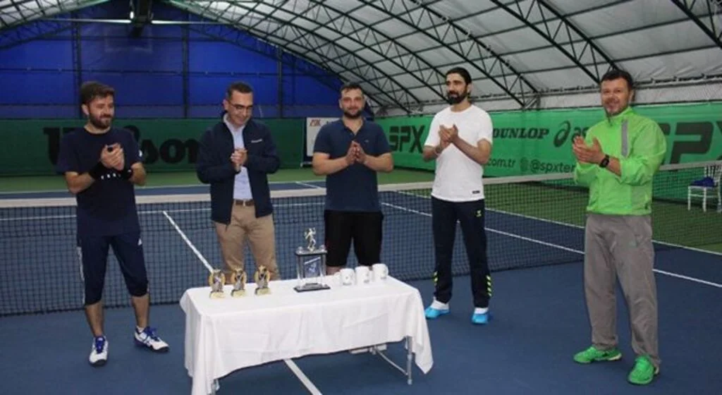 Bafra Tenis Turnuvasında Şampiyon Belli Oldu