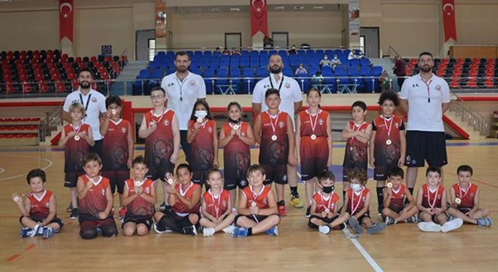 Bafra'da Basketbol Atmosferi Oluşuyor