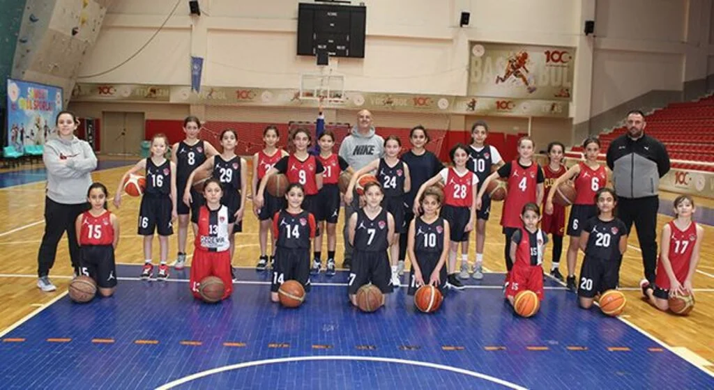 Canik Şehit Uğur Birinci Spor Kulübü'nde Antrenmanlara Okul Ayarlı