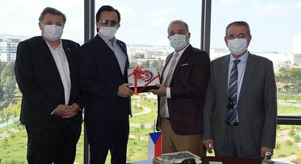 Çek-Türk iş birliği ve yatırım fırsatları değerlendirildi