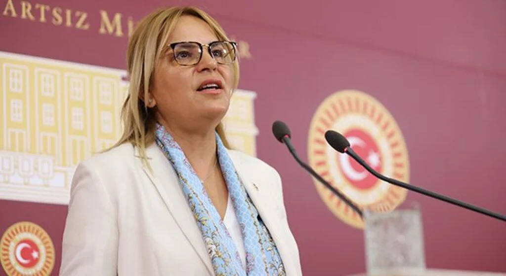 CHP Samsun Milletvekili Neslihan Hancıoğlu'dan Öğrencileri mağdur etmeyin çağrısı