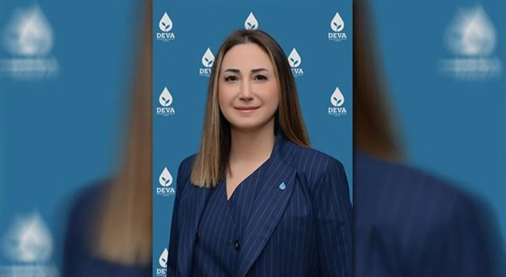DEVA Partisi Samsun İl Başkanı Kebire Birer Türk: Okullar Allah'a emanet