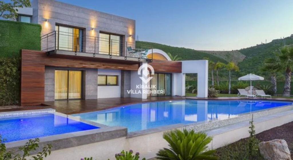 Ege’nin İncisinde Tatil