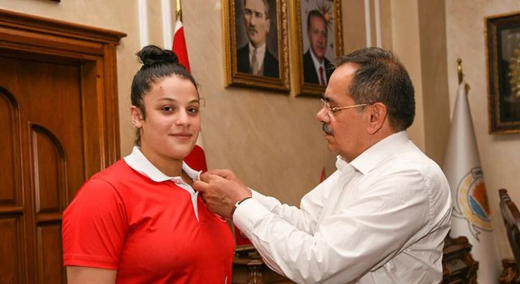 Esma Alper'den Başkan Demir'e Ziyaret