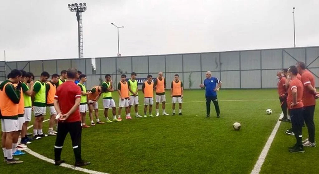 Fedayi Aksoy'dan Taktik ve Savunma Eğitimi
