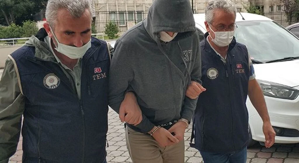 FETÖ'nün mahrem askeri yapılanmasından 3 kişi daha adliyeye sevk edildi