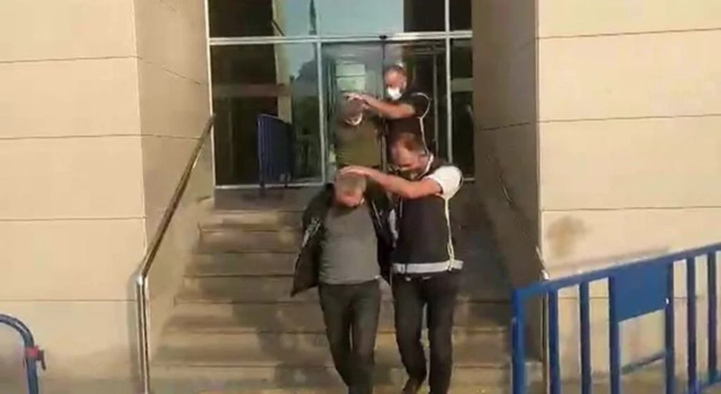 FETÖ'nün öğrenci imamı yakalandı 