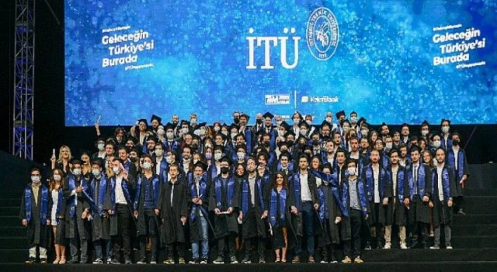 İTÜ Lisans ve Lisansüstü Mezunları Kep Attı