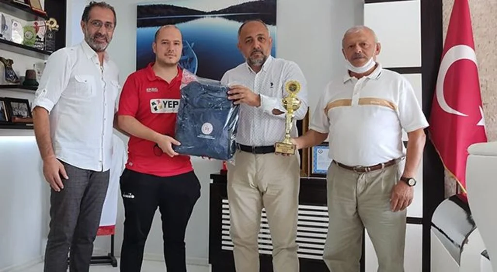 Kasapoğlu Veteran Sporcuyu Ağırladı