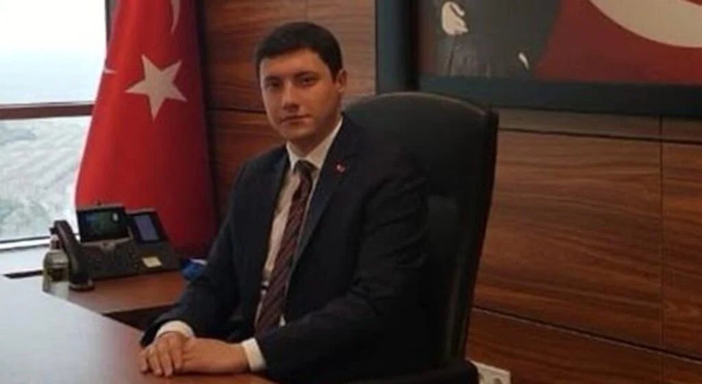 Kaymakam öğretmeni sınıftan kovdu