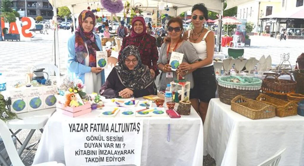 Kitabın gelirini AFAD'a bağışlayacak