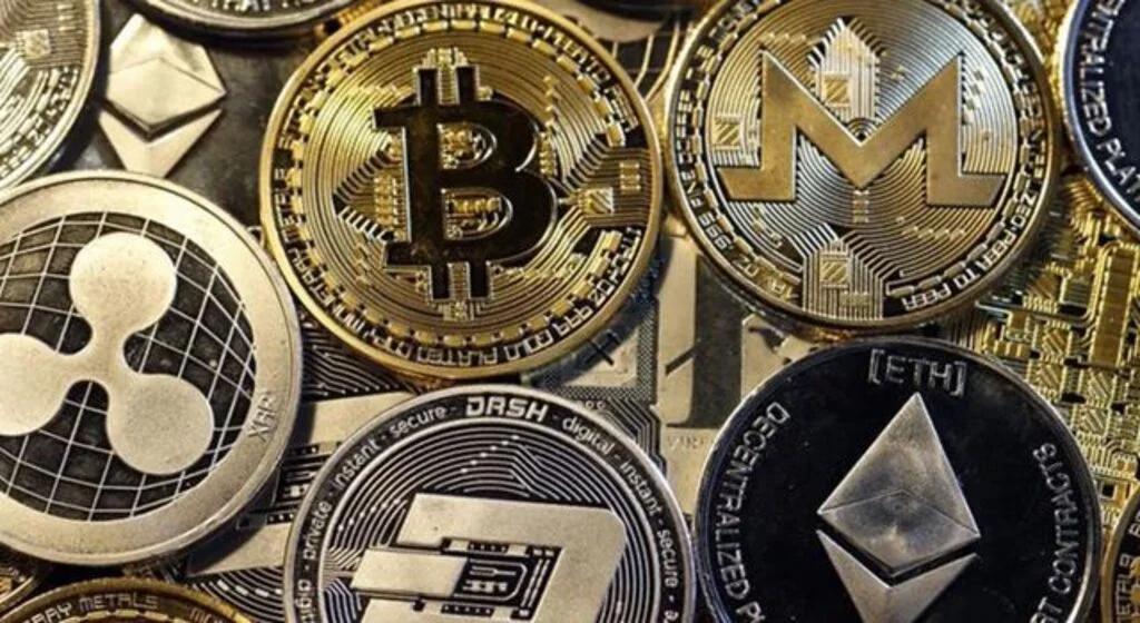 Kripto para piyasasını hareketlendiren adım! Büyük gün yarın! Sosyal medyadan Bitcoin çağrısı yaptılar