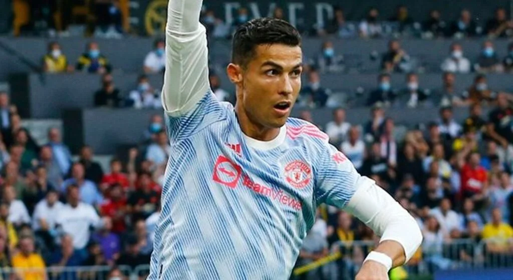 Ronaldo rekorlarla başladı