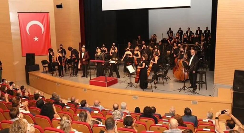 SAMDOB Rüsumat No:4 destanını sahneledi 