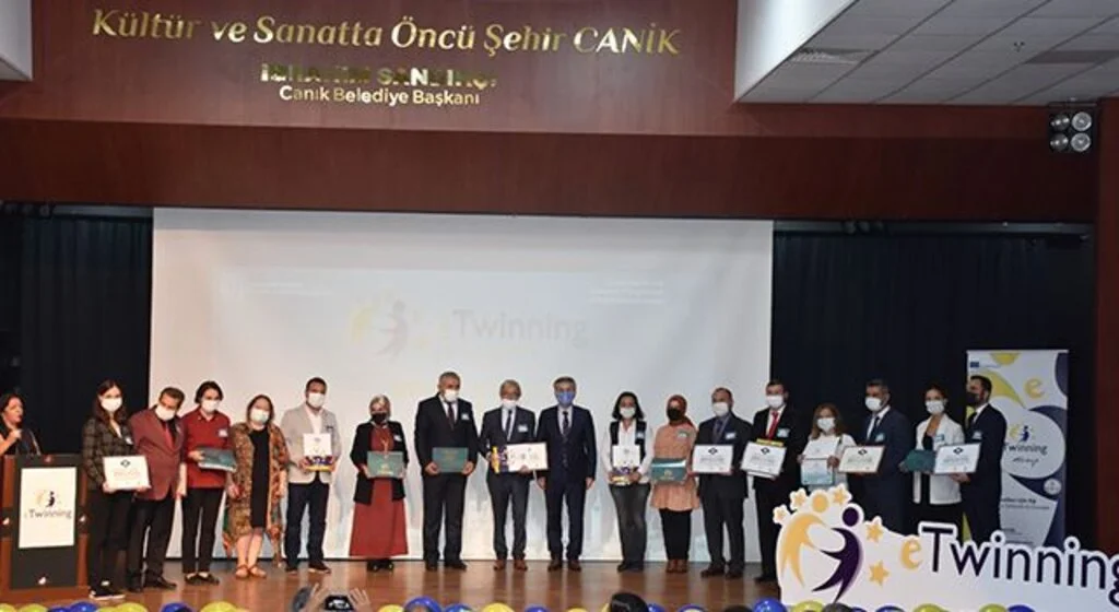 Samsun Milli Eğitim Müdürlüğü "eTwinning" hareketiyle göz dolduruyor