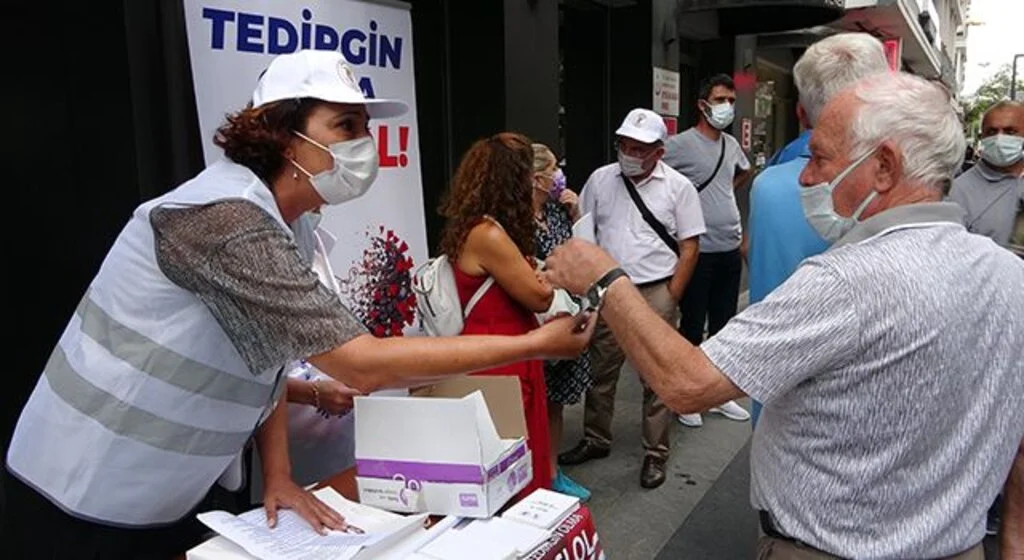 Samsun Tabip Odası sahaya indi, vatandaşlara aşı çağrısı yaptı: "Tereddüt etme aşı ol"