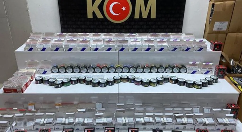 Samsun'da 14 bin 600 adet dolu makaron ele geçirildi