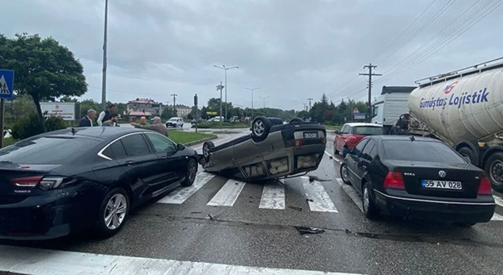 Samsun’da otomobil takla attı