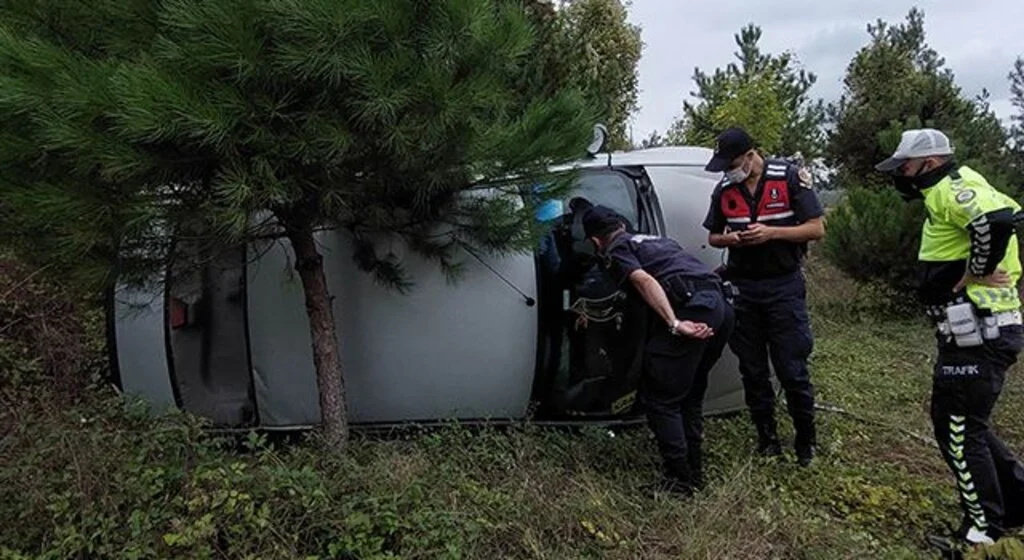 Samsun’da otomobil takla attı: 2 yaralı