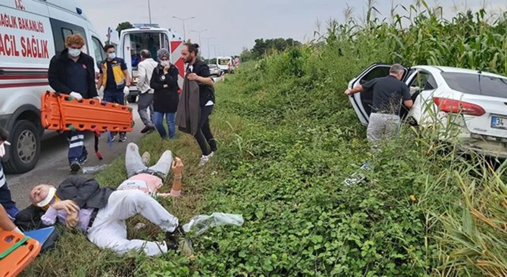 Samsun'da otomobil yoldan çıktı
