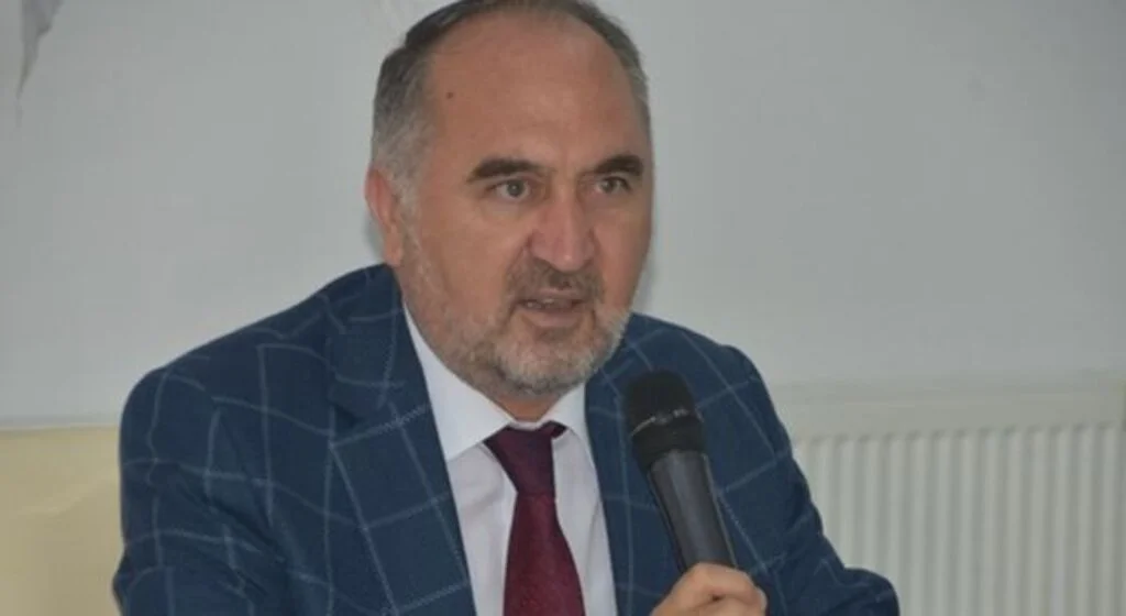 SÜ Rektörü Dalgın milli eğitimi suçladı