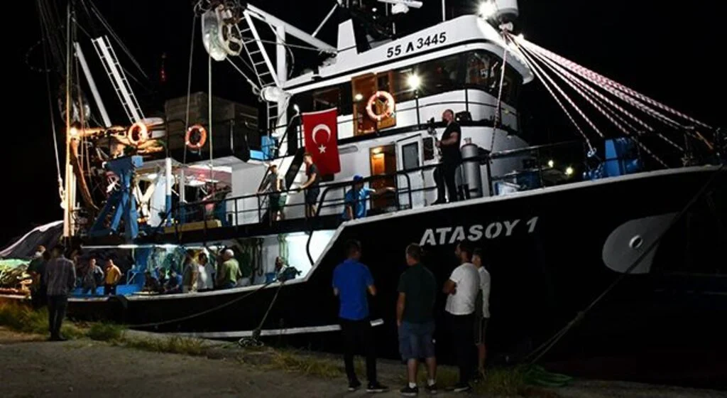 Terme'de balıkçılar dualarla uğurlandılar