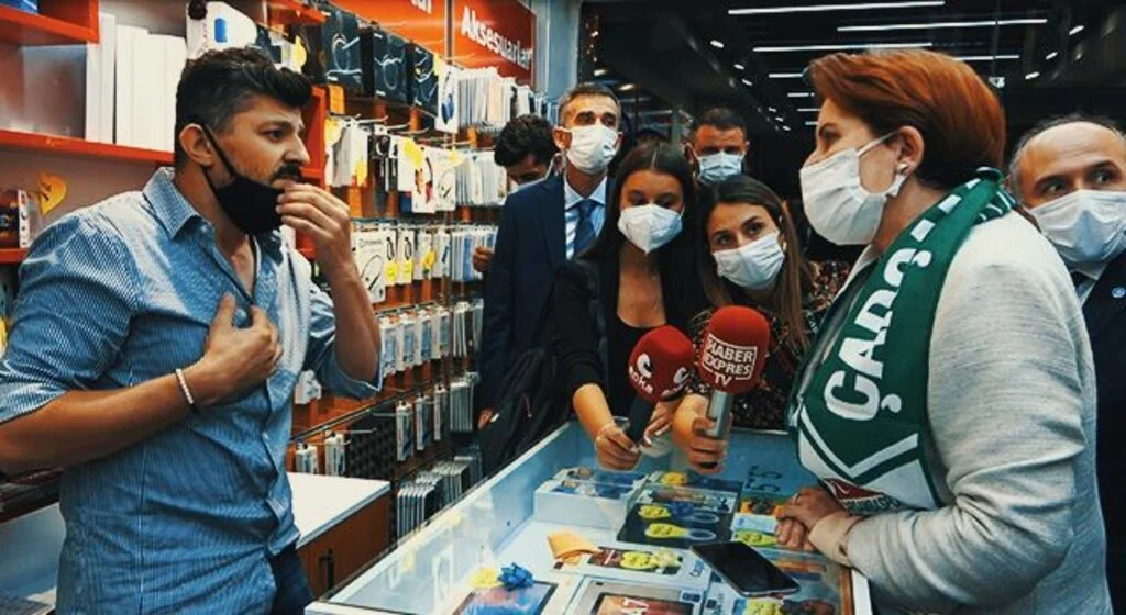 Vatandaştan Akşener’e: “Cumhurbaşkanımızı niçin Netanyahu’ya benzettiniz veya aynı ithamları Fetullah Gülen'e de söyleyebilir misiniz?"