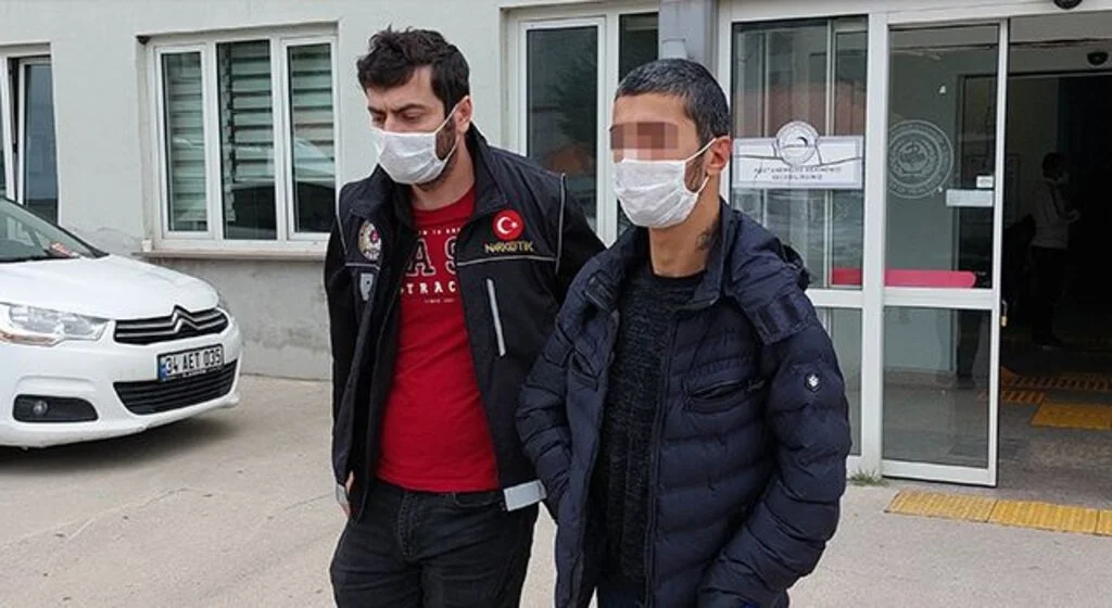 2 bin 226 uyuşturucu hapla yakalandı