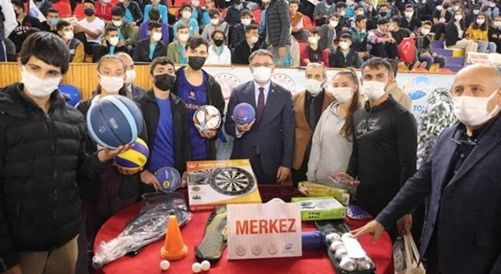 Amatöre 5 Milyonluk Malzeme Desteği