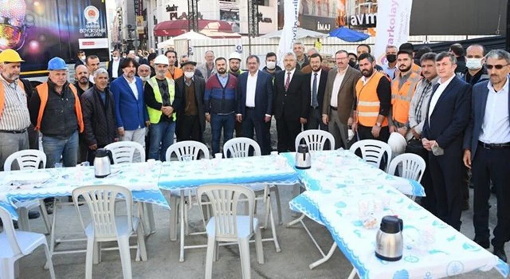 Başkan Demir: “Geleceğin şehrini inşa ediyoruz”