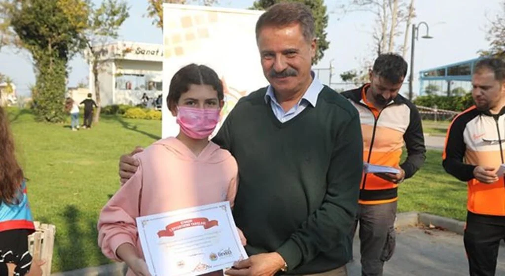 Başkan Deveci Oryantring'de Gençlerle Buluştu