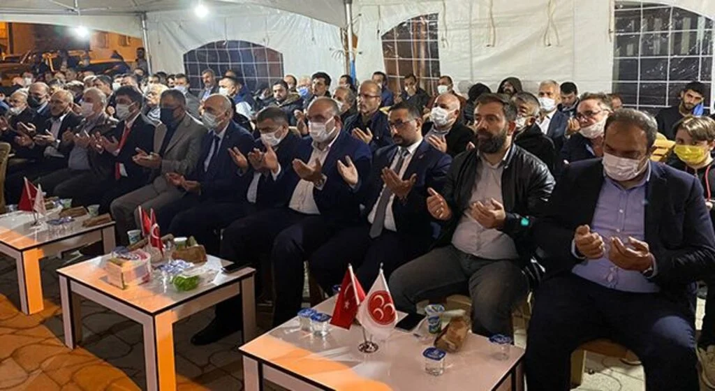 Canik'te dua gecesi