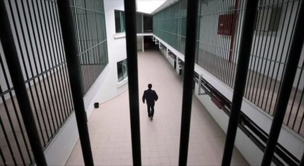 Cezaevlerinde 45 bini aşkın kişi eğitim hayatına devam ediyor