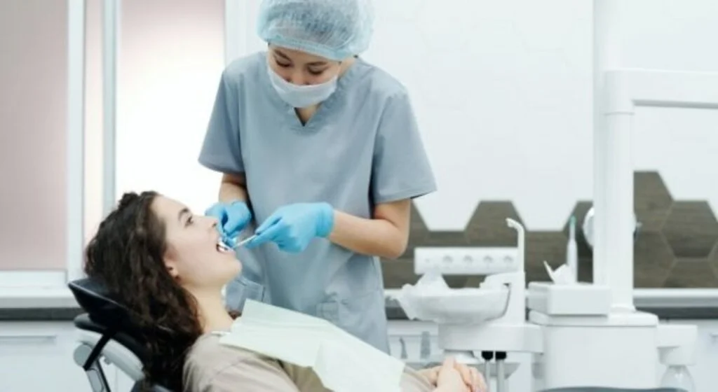Dent-in Ankara Ağız ve Diş Sağlığı Polikliniği Son Teknoloji Ekipmanları ile Hizmet Sunuyor