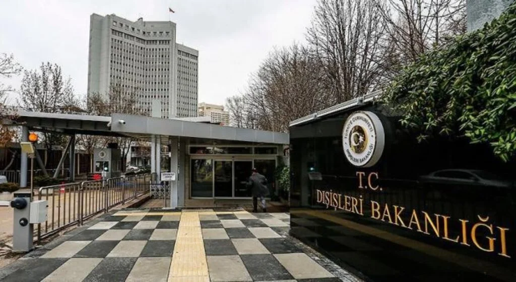 Dışişleri Bakanlığı: Türkiye, Doğu Akdeniz'de hem kendi hem de KKTC'nin haklarını korumaya devam edecek