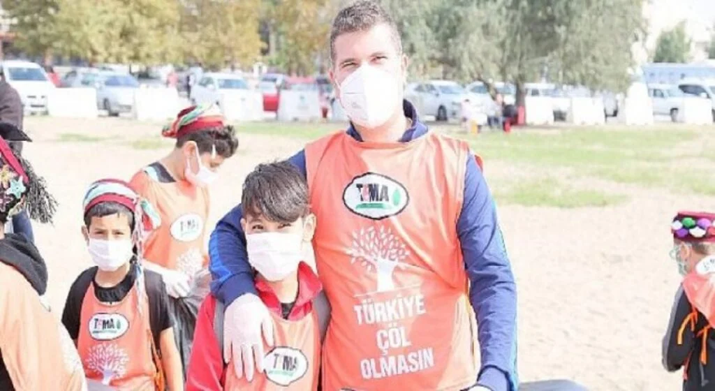 Edremit Kent Konseyi Genel Sekreteri Tayfun Canlı: Doğayı kirletme, geleceğimizi karartma!