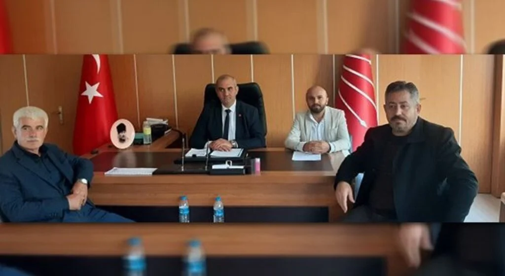 'Gönül belediyeciliği  Vezirköprü'de yıkıldı'