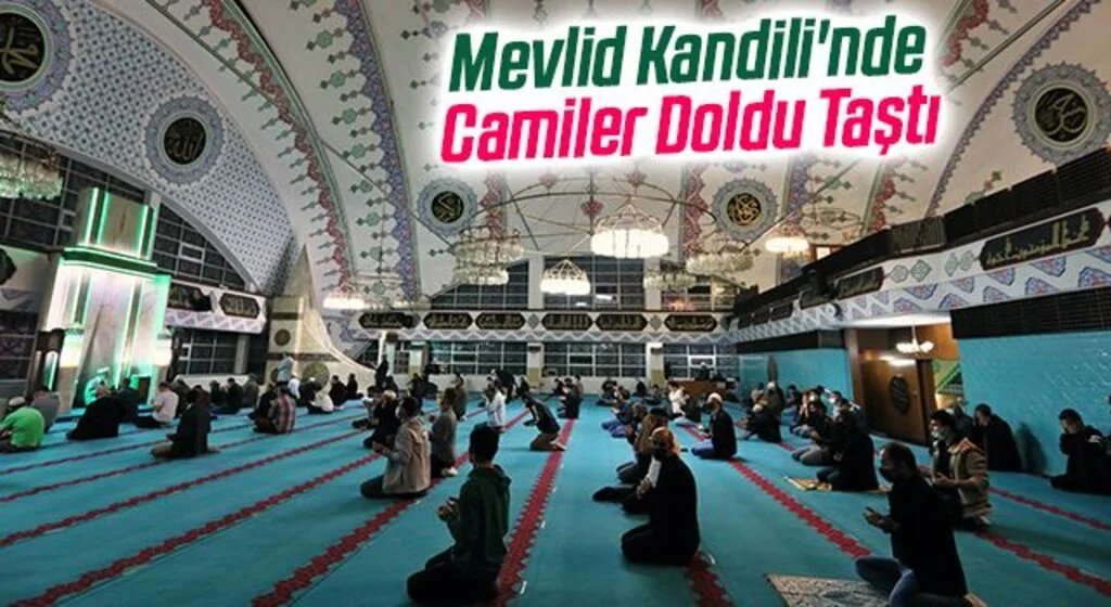 Mevlid Kandili'nde Camiler Doldu Taştı