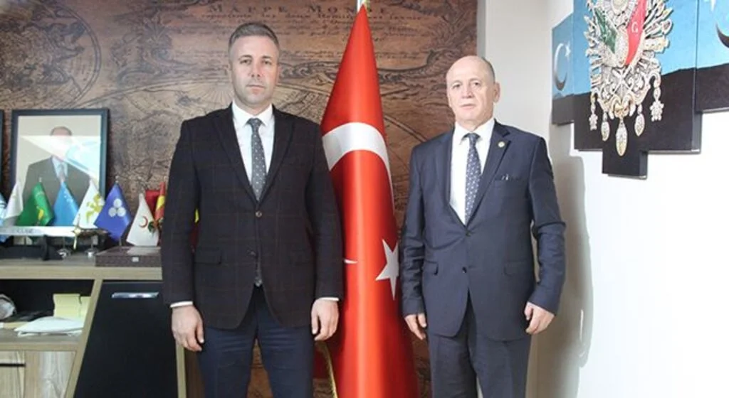 MHP MYK Üyesi Hüseyin Edis'den Ülkü Ocakları'na destek