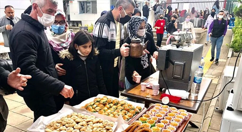 Öğrencilere sıcak karşılama