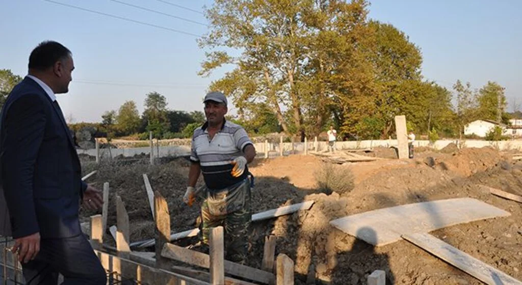 Salıpazarı'na Tenis Kortu Yapılıyor