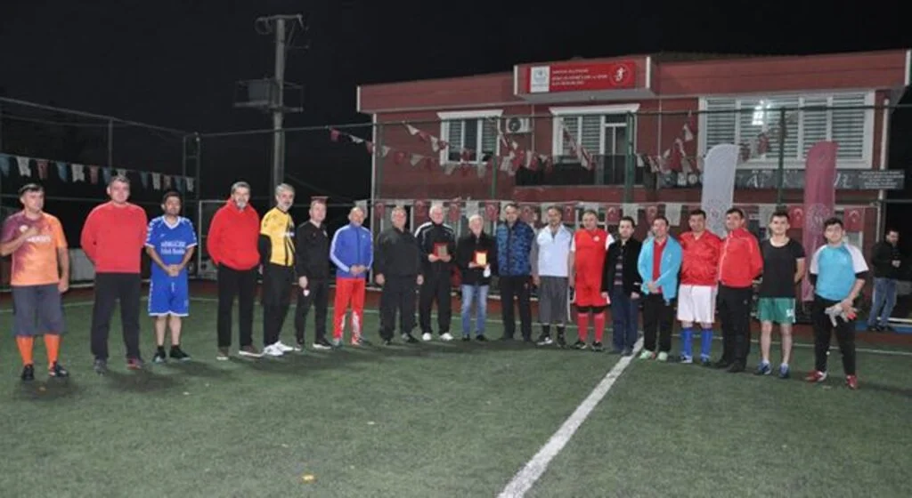 Salıpazarı'nda Cumhuriyet Kupası Sona Erdi!