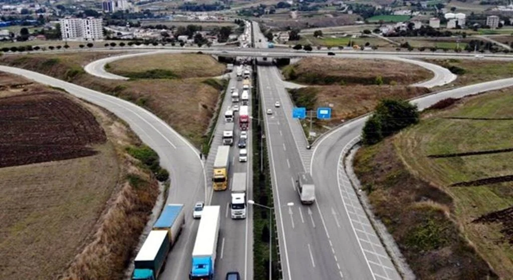 Samsun 2003-2021 yılları arasında yeni yol ağları ile örüldü