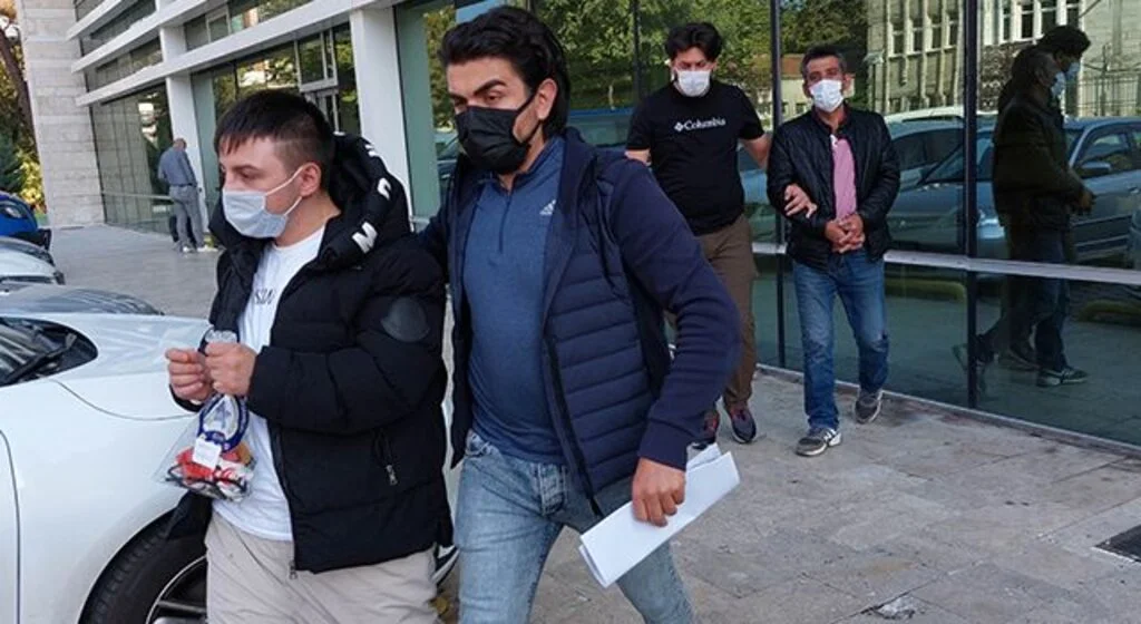 Samsun'da 14 bin 765 uyuşturucu hapla yakalanan 2 kişi tutuklandı