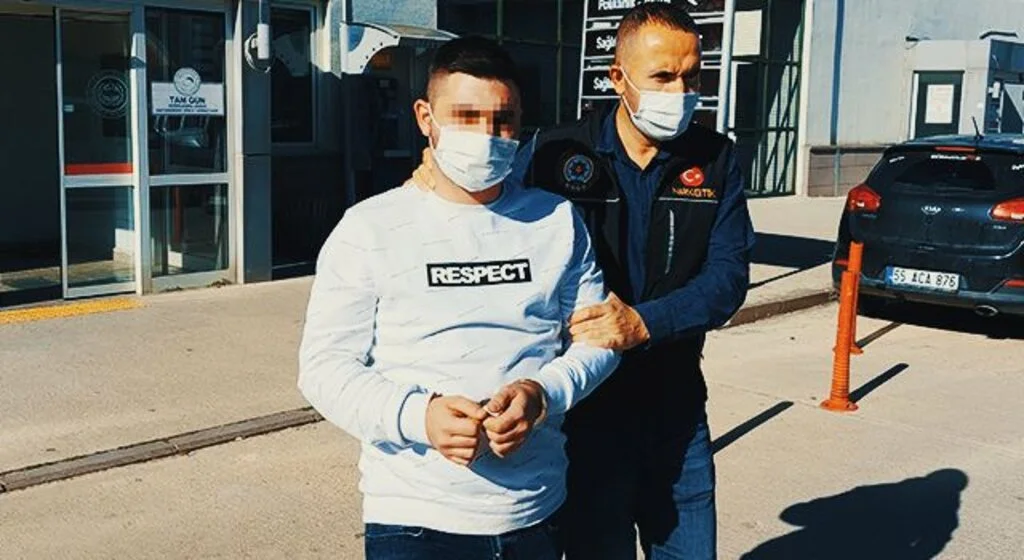 Samsun'da Bin 894 adet uyuşturucu hapla yakalandı
